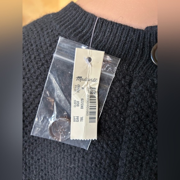 Madewell Button Back Cozy Sweater Knit Dress Black Size Medium NWT - Picture 6 of 9